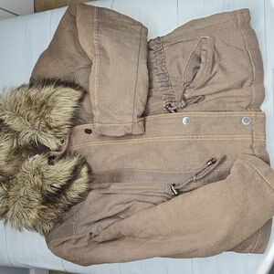 Free people quilted lined, faux fur collar coat